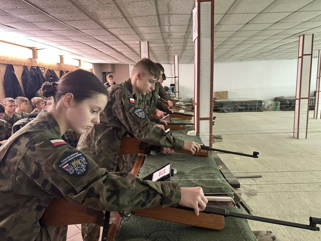 MIKOŁAJKOWE ZAWODY STRZELECKIE ROZSTRZYGNIĘTE 5