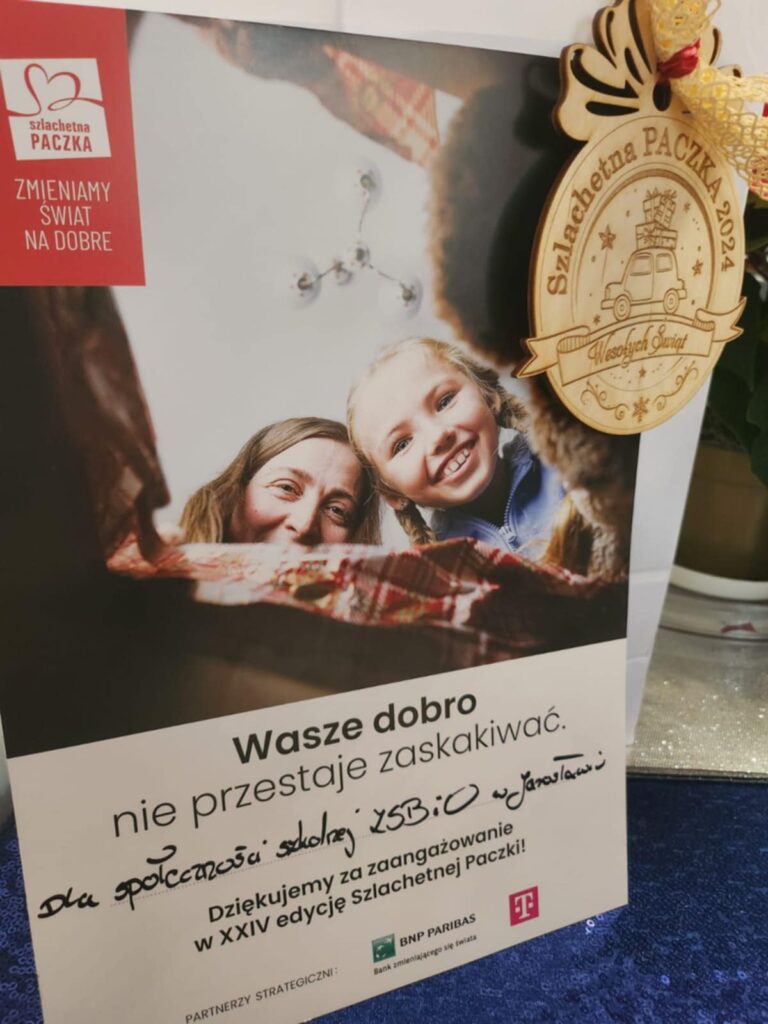 JAK CO ROKU WŁĄCZAMY SIĘ DO AKCJI SZLACHETNEJ PACZKI 8