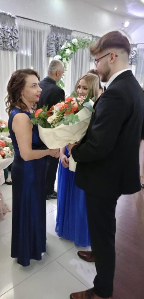 STUDNIÓWKA NASZYCH MATURZYSTÓW 16