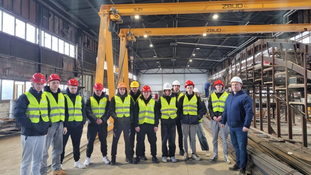 Wycieczka edukacyjna do zakładów produkcyjnych SOLBET KOLBUSZOWA S.A 9