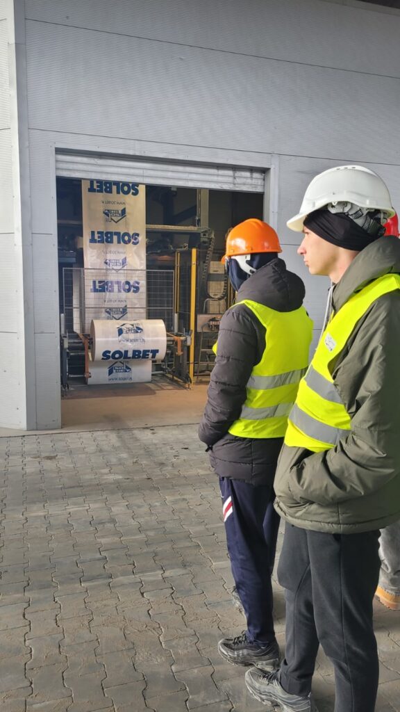 Wycieczka edukacyjna do zakładów produkcyjnych SOLBET KOLBUSZOWA S.A 20