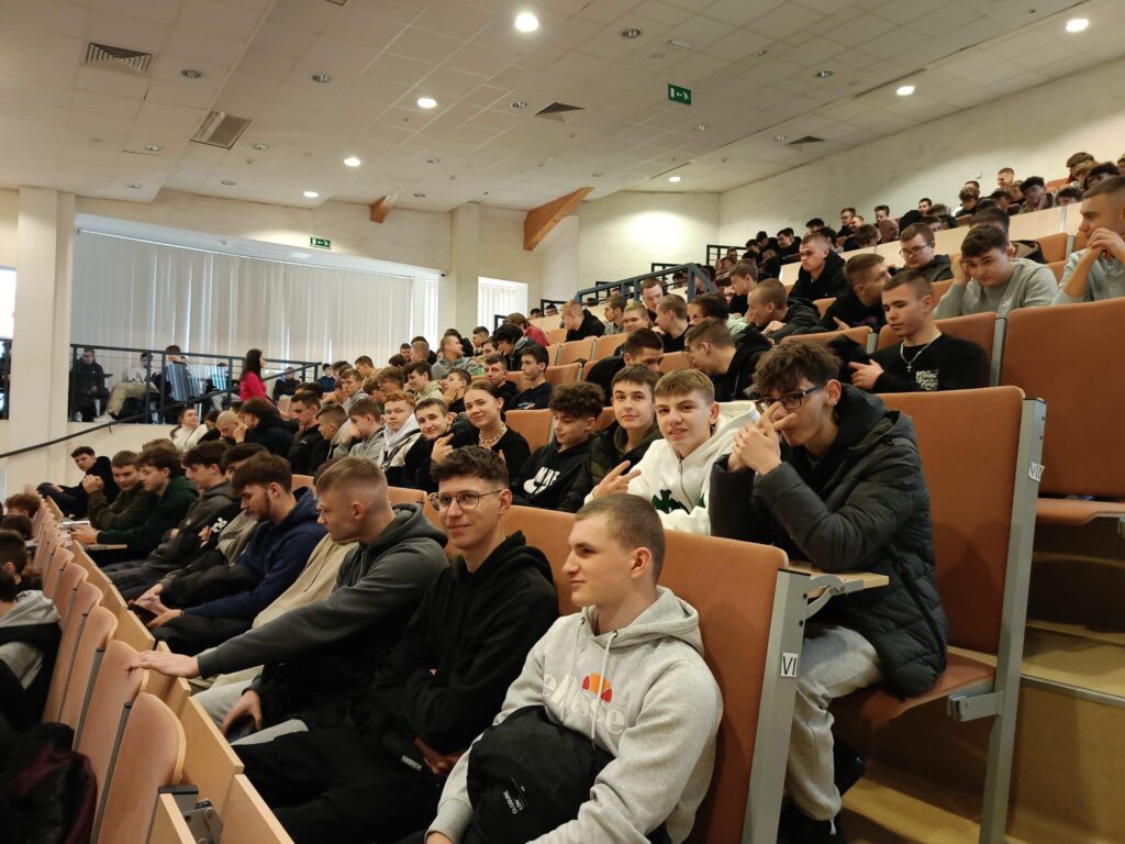 Cykl spotkań z sędzią Anną Marią Wesołowską w ramach przeciwdziałania przemocy 2