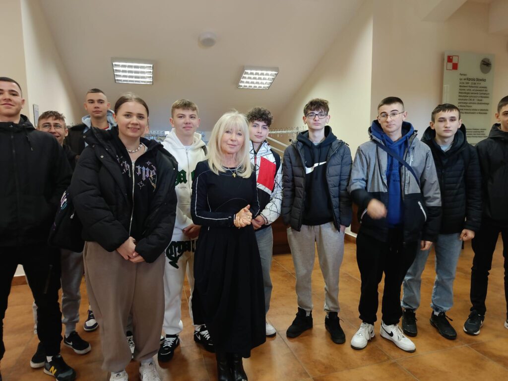 Cykl spotkań z sędzią Anną Marią Wesołowską w ramach przeciwdziałania przemocy 1