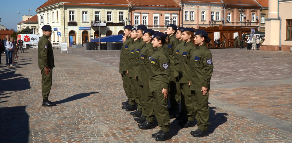 Nasza szkoła gospodarzem i uczestnikiem 10. edycji Wojewódzkiego Przeglądu Musztry Klas Wojskowych 2