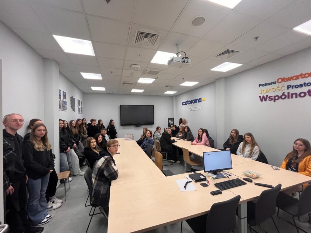 Doskonalimy umiejętności praktyczne uczniów z Castoramą Rzeszów 1