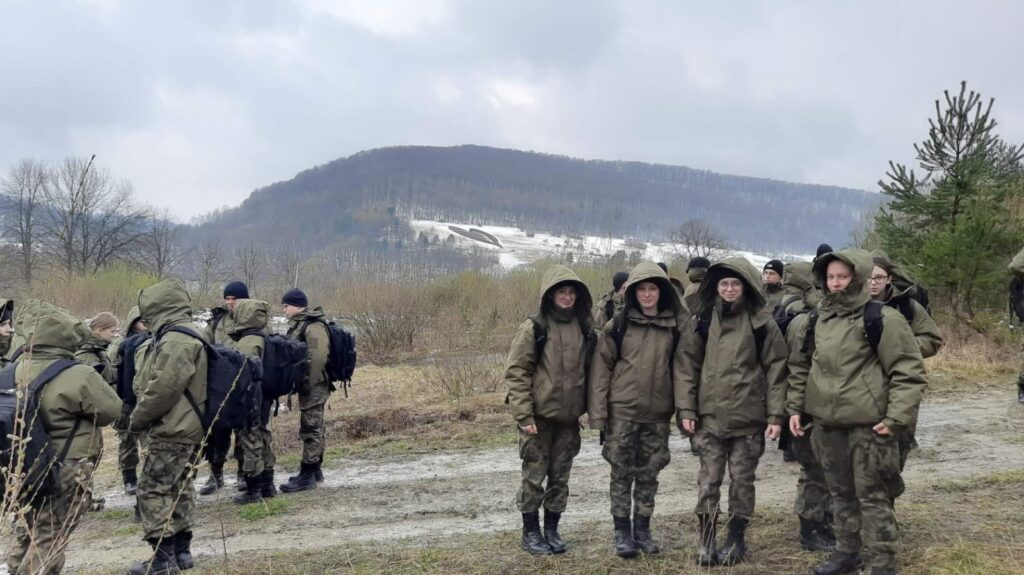 Obozy szkoleniowe klas mundurowych OPW 3