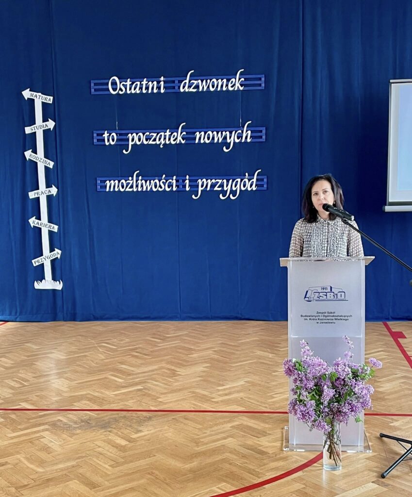 Czas pożegnań i nowych początków, czyli Pożegnanie Klas Maturalnych 1