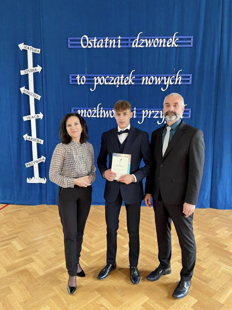 Czas pożegnań i nowych początków, czyli Pożegnanie Klas Maturalnych 20