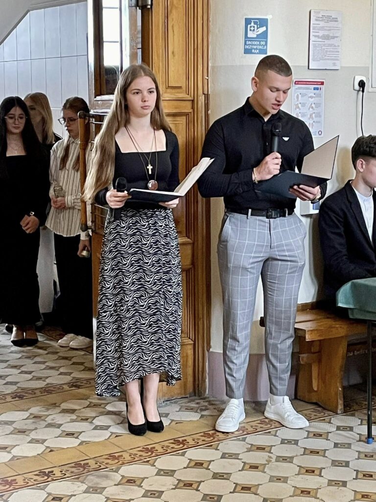 Gdy odeszli ostatni świadkowie, pozostaje pamięć- 85. rocznica aresztowania przez gestapo uczniów jarosławskiej Budowlanki 10