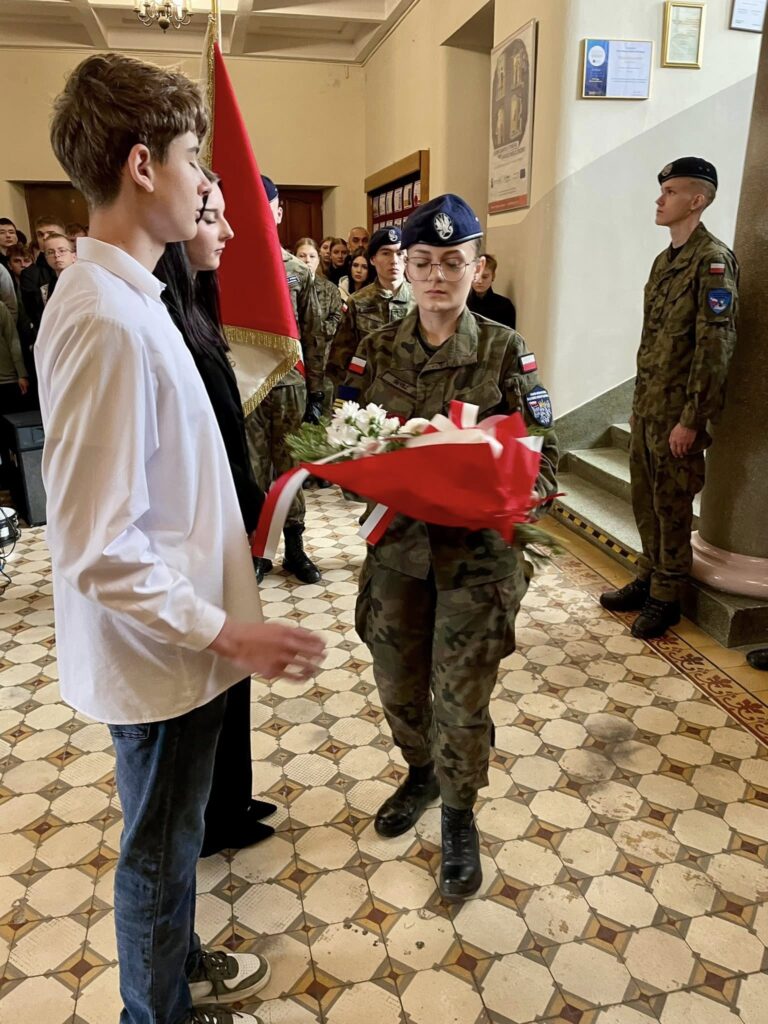 Gdy odeszli ostatni świadkowie, pozostaje pamięć- 85. rocznica aresztowania przez gestapo uczniów jarosławskiej Budowlanki 1