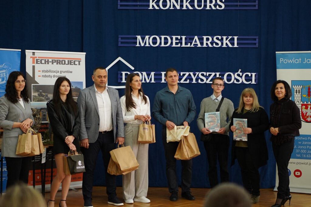 Finałowa Gala drugiej edycji Powiatowego Konkursu Modelarskiego „DOM PRZYSZŁOŚCI” 15
