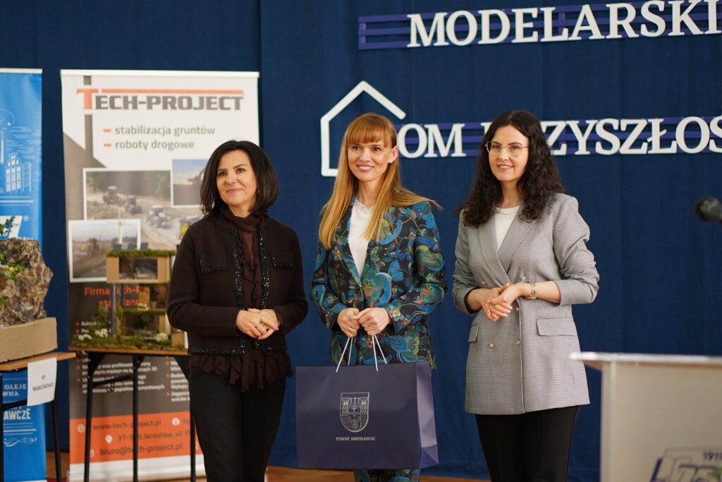 Finałowa Gala drugiej edycji Powiatowego Konkursu Modelarskiego „DOM PRZYSZŁOŚCI” 17