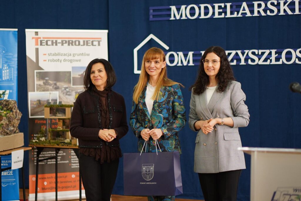 Finałowa Gala drugiej edycji Powiatowego Konkursu Modelarskiego „DOM PRZYSZŁOŚCI” 25