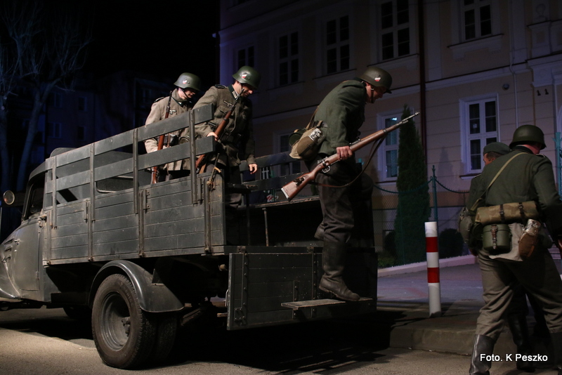 Gdy odeszli ostatni świadkowie, pozostaje pamięć- 85. rocznica aresztowania przez gestapo uczniów jarosławskiej Budowlanki 16