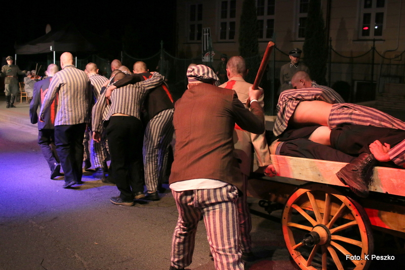 Gdy odeszli ostatni świadkowie, pozostaje pamięć- 85. rocznica aresztowania przez gestapo uczniów jarosławskiej Budowlanki 20