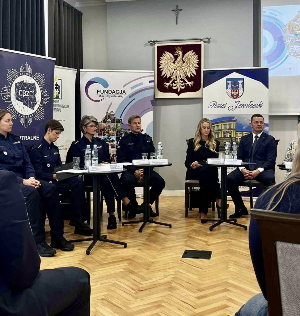 Debata „Bezpieczeństwo i prywatność w cyfrowym świecie” 1