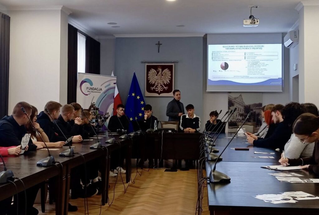 Spotkanie informacyjno-szkoleniowe "Z myślą o społeczeństwie! Z misją dla przyszłości!" 1