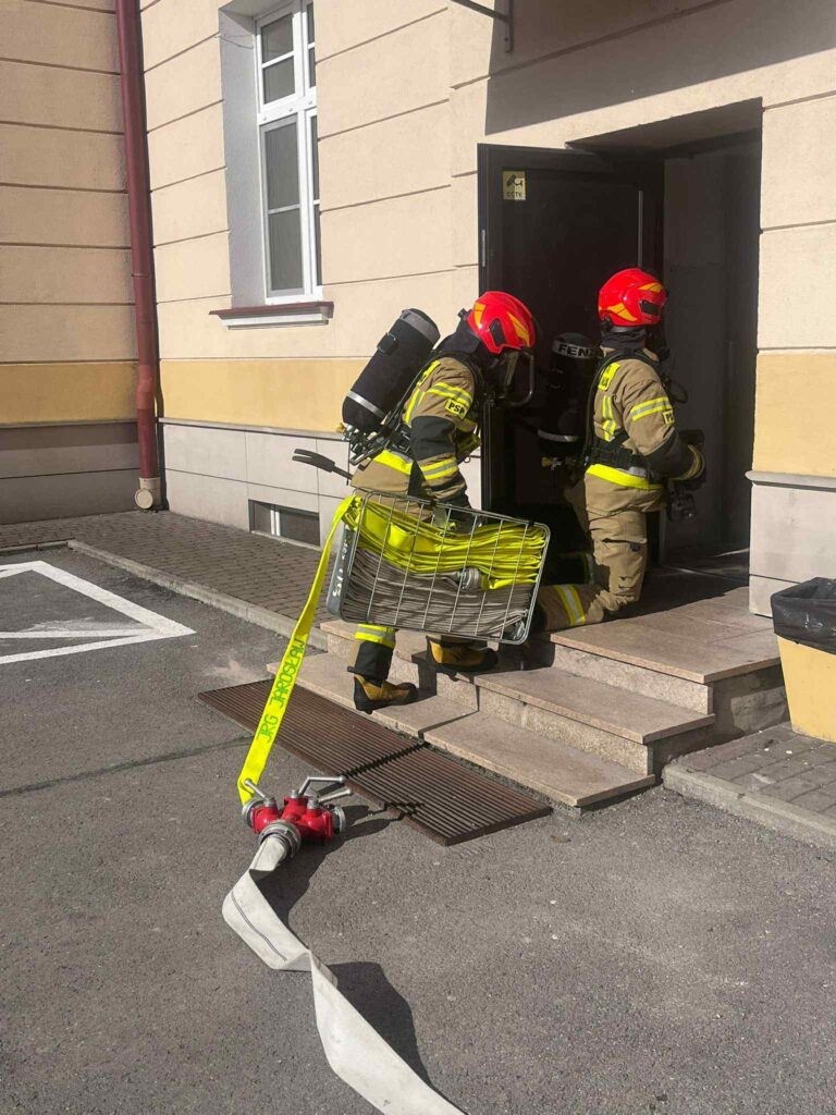 Praktyczna lekcja bezpieczeństwa w ZSBiO 7
