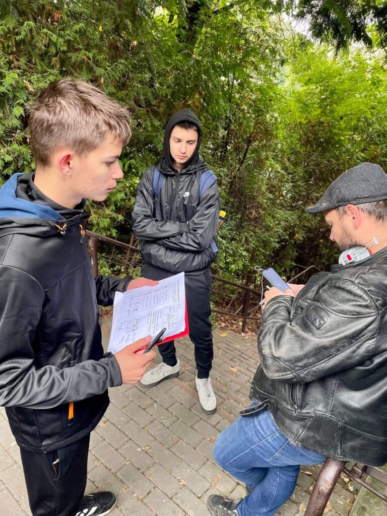 Reprezentacja klas pierwszych w Międzyszkolnej Grze Terenowej „TARCZA” 4