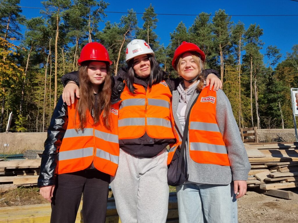 KOLEJNA LEKCJA NA BUDOWIE! 9
