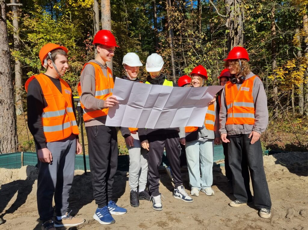 KOLEJNA LEKCJA NA BUDOWIE! 21