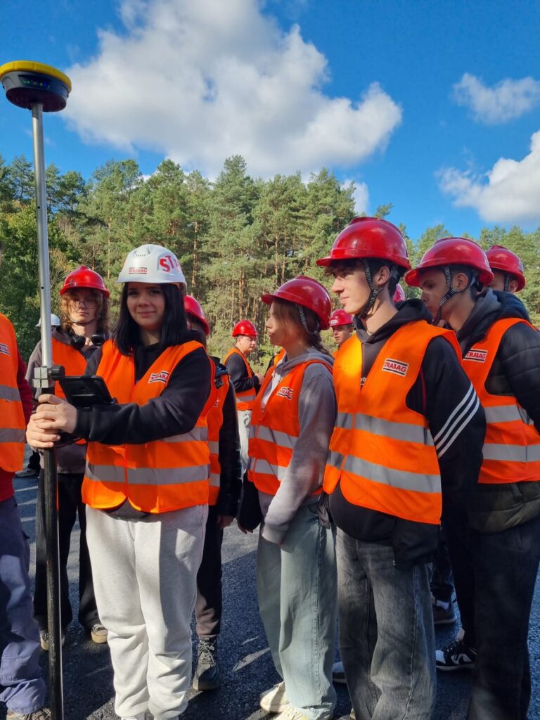 KOLEJNA LEKCJA NA BUDOWIE! 36