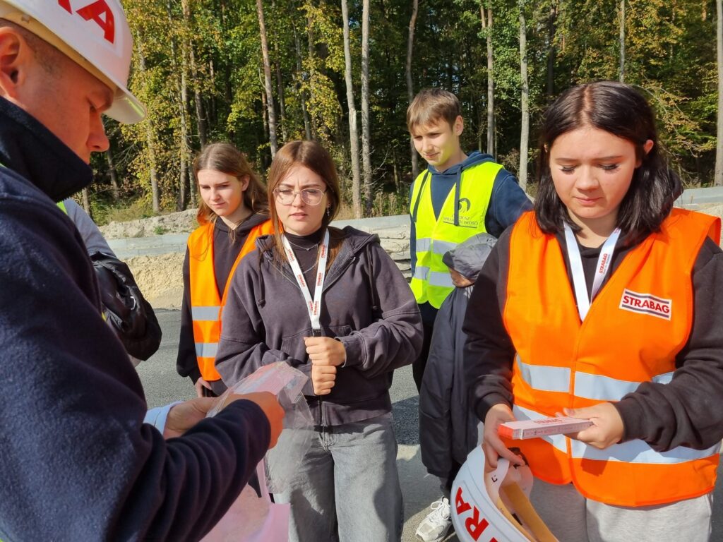 KOLEJNA LEKCJA NA BUDOWIE! 38