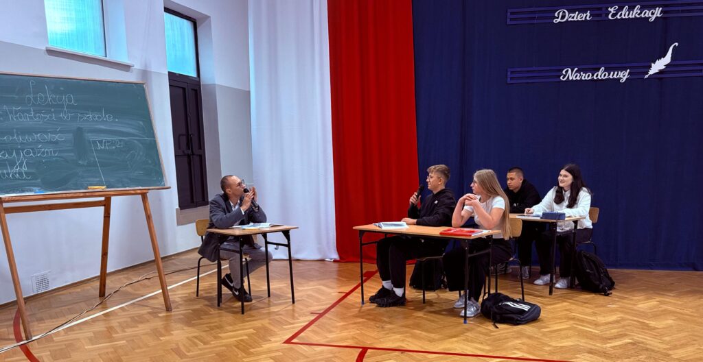 Świętujemy Dzień Edukacji Narodowej  23