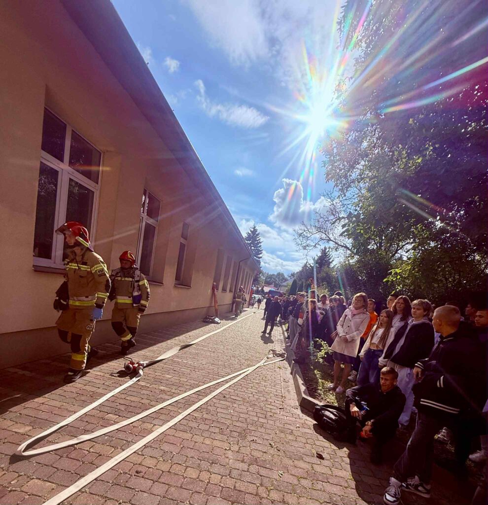 Praktyczna lekcja bezpieczeństwa w ZSBiO 10