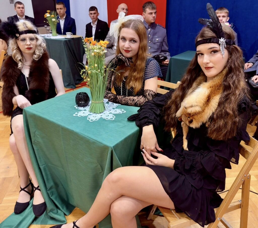 Ślubowanie klas pierwszych w naszej szkole 17