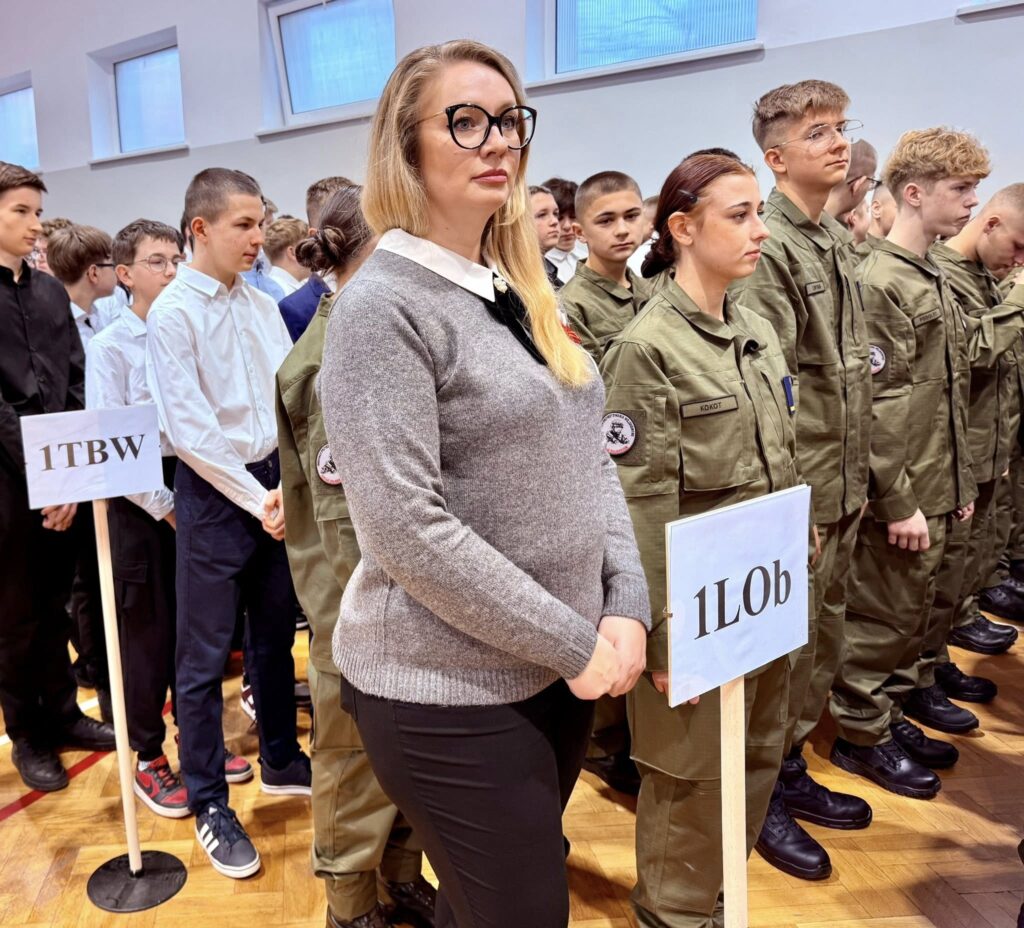 Ślubowanie klas pierwszych w naszej szkole 9