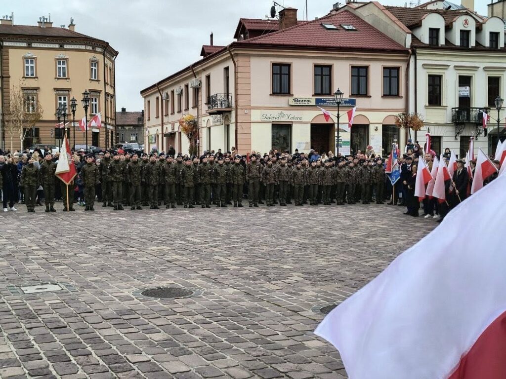 Nasi uczniowie uczcili Narodowe Święto Niepodległości 4