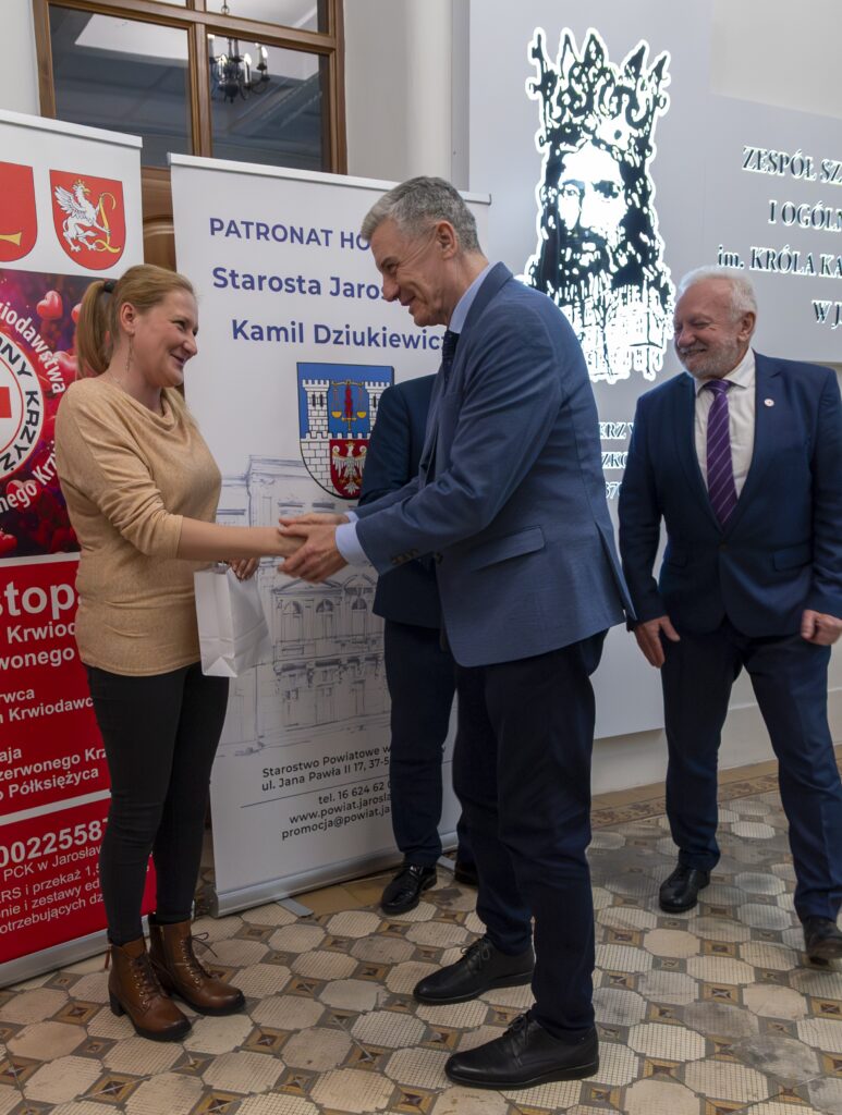 Krwiodawcy z Podkarpacia rywalizowali w ZSBiO  o Puchar Prezesa OR PCK w Jarosławiu w zawodach strzeleckich 2