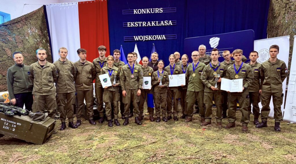Wojewódzki Międzyszkolny Turniej Wiedzy o Wojsku Polskim w tym roku odbył się w naszej szkole 2