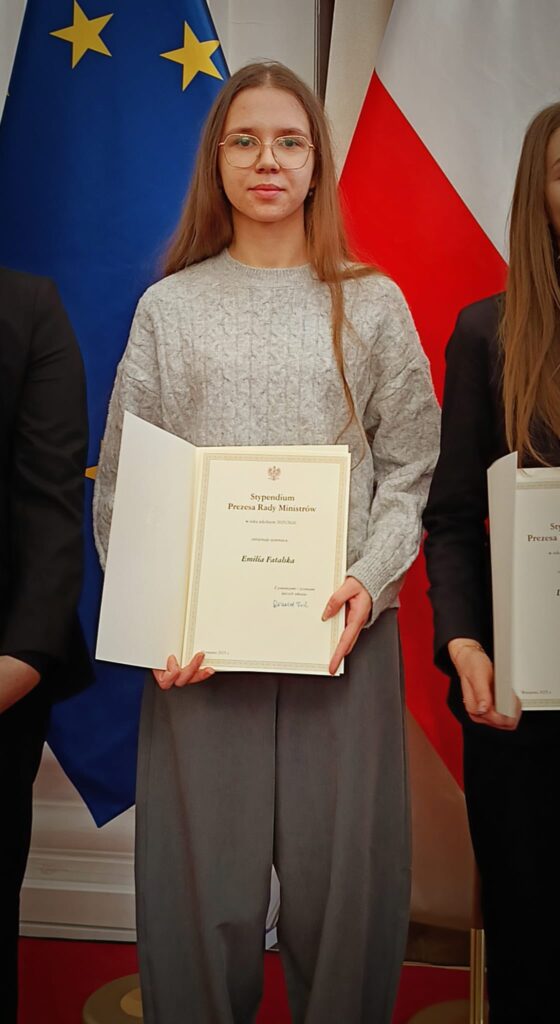 Uczennice naszej szkoły nagrodzone Stypendiami Prezesa Rady Ministrów 6