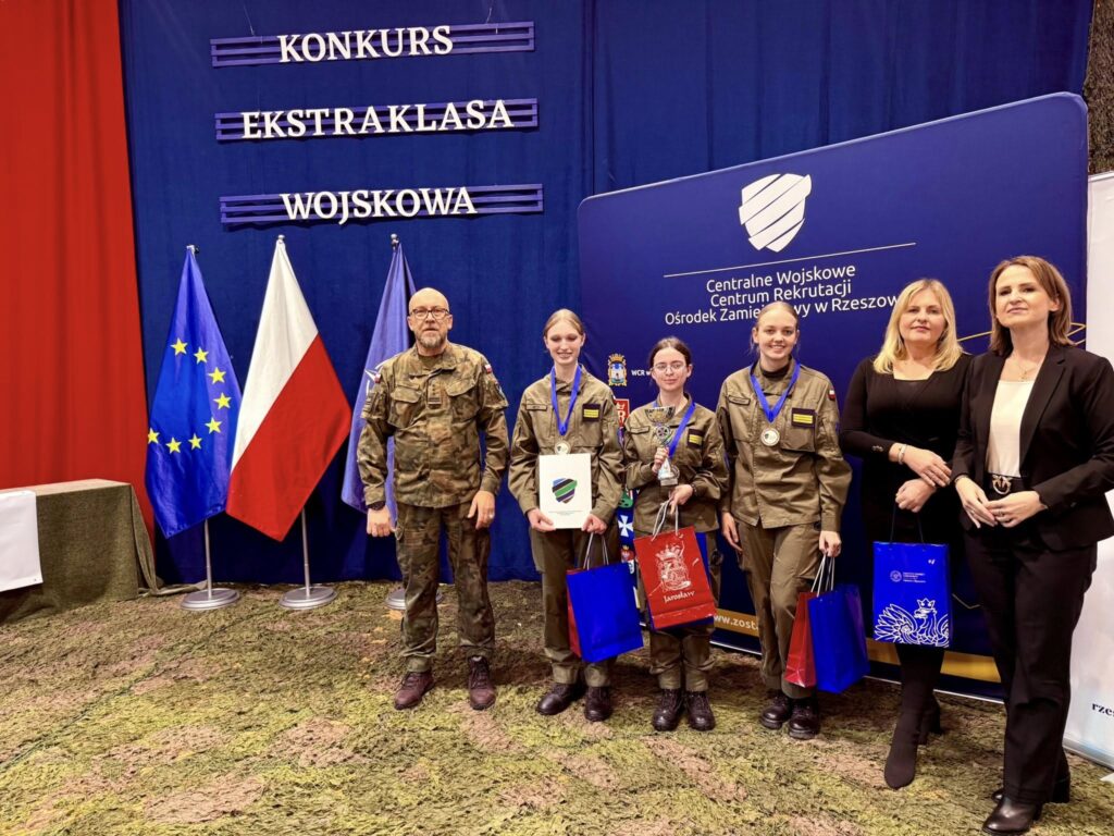 Wojewódzki Międzyszkolny Turniej Wiedzy o Wojsku Polskim w tym roku odbył się w naszej szkole 6