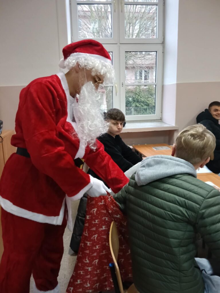 Wizyta Świętego Mikołaja 13