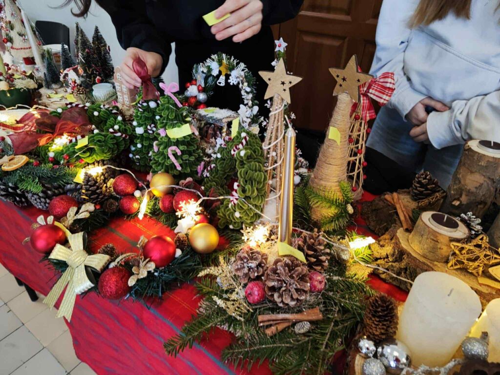 Kiermasz ozdób świątecznych za nami! 8