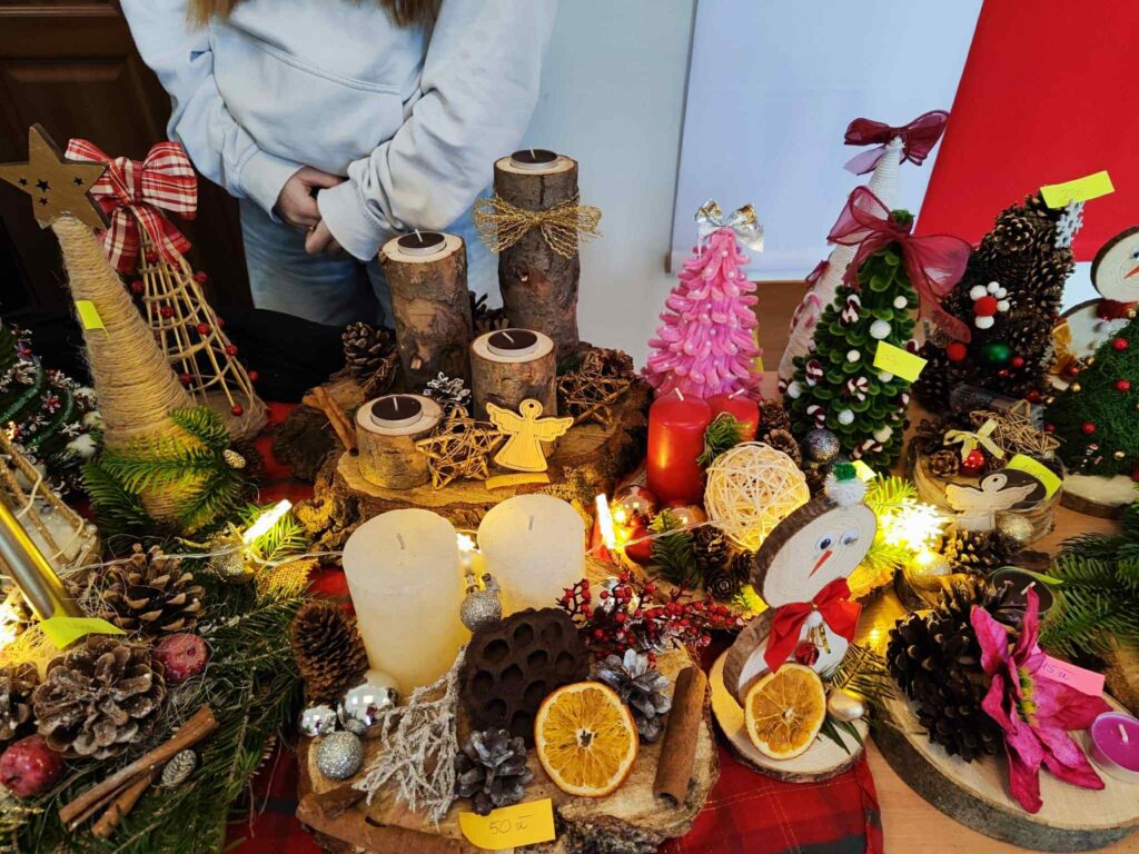 Kiermasz ozdób świątecznych za nami! 10