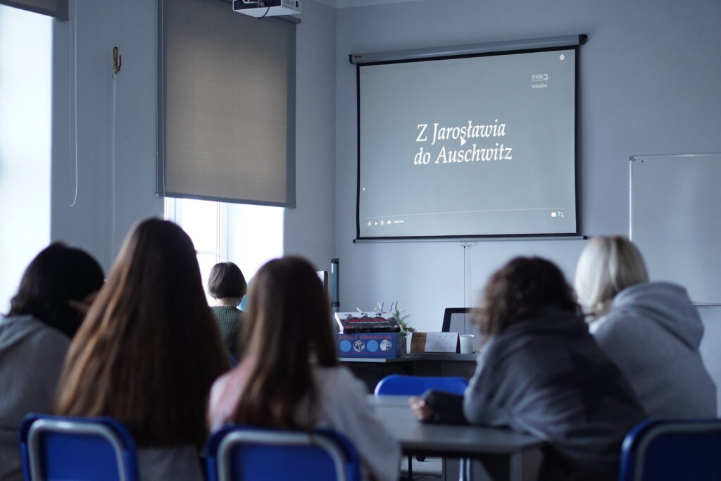 Nasza szkoła uczestniczy w ogólnopolskim projekcie MEN IBE „Moc relacji w edukacji” 8