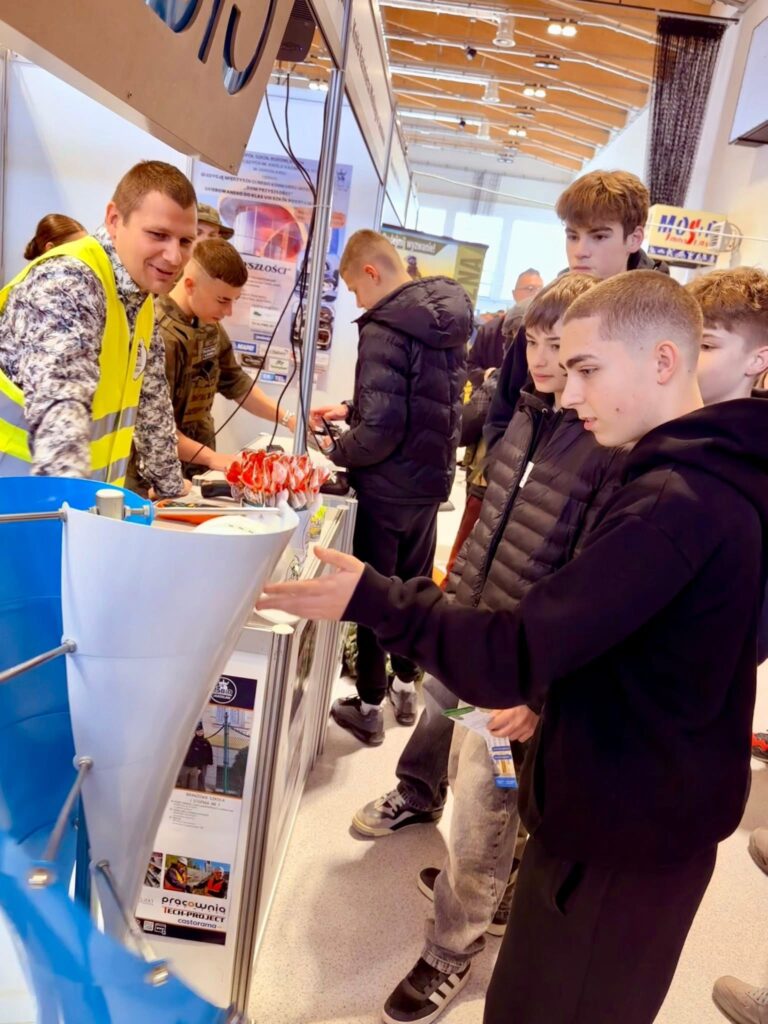 Inspirujące spotkania z przyszłością - Dzień Otwarty i Targi Edukacyjne 39
