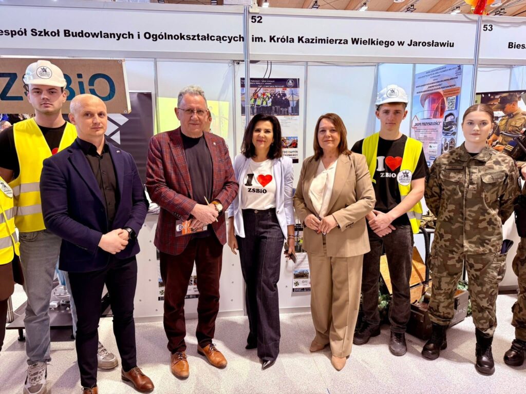 Inspirujące spotkania z przyszłością - Dzień Otwarty i Targi Edukacyjne 35