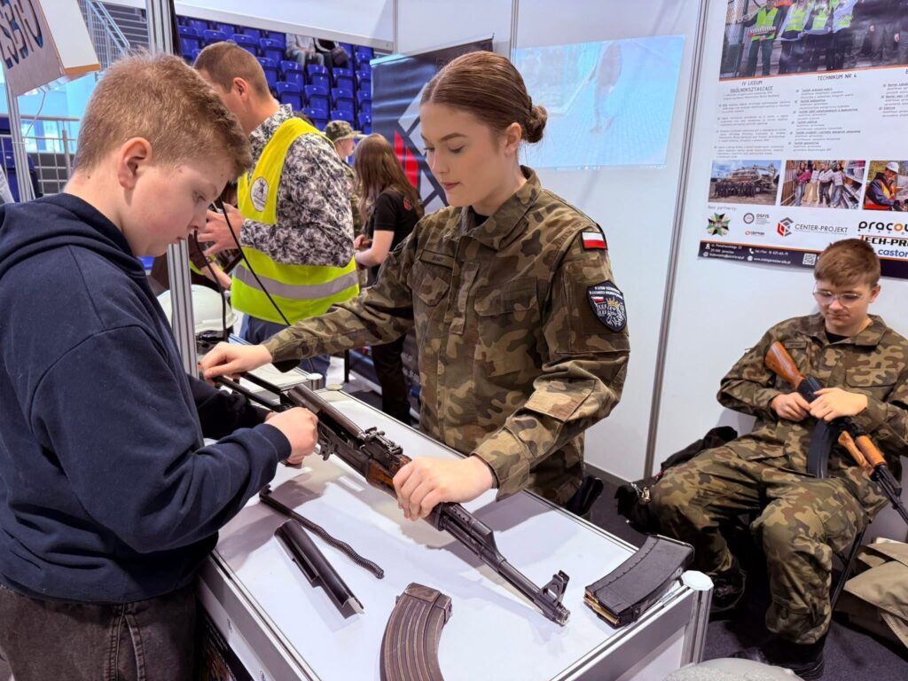 Inspirujące spotkania z przyszłością - Dzień Otwarty i Targi Edukacyjne 33