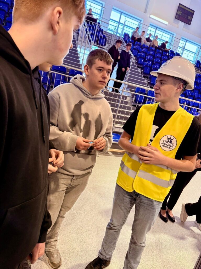 Inspirujące spotkania z przyszłością - Dzień Otwarty i Targi Edukacyjne 31