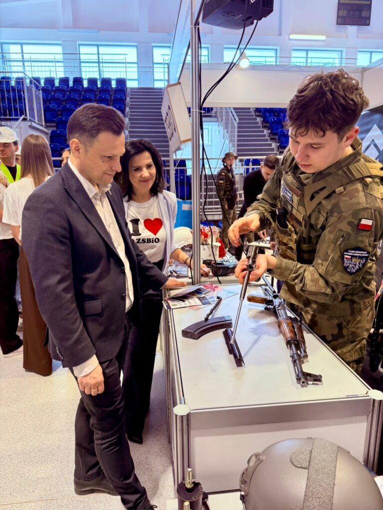Inspirujące spotkania z przyszłością - Dzień Otwarty i Targi Edukacyjne 23