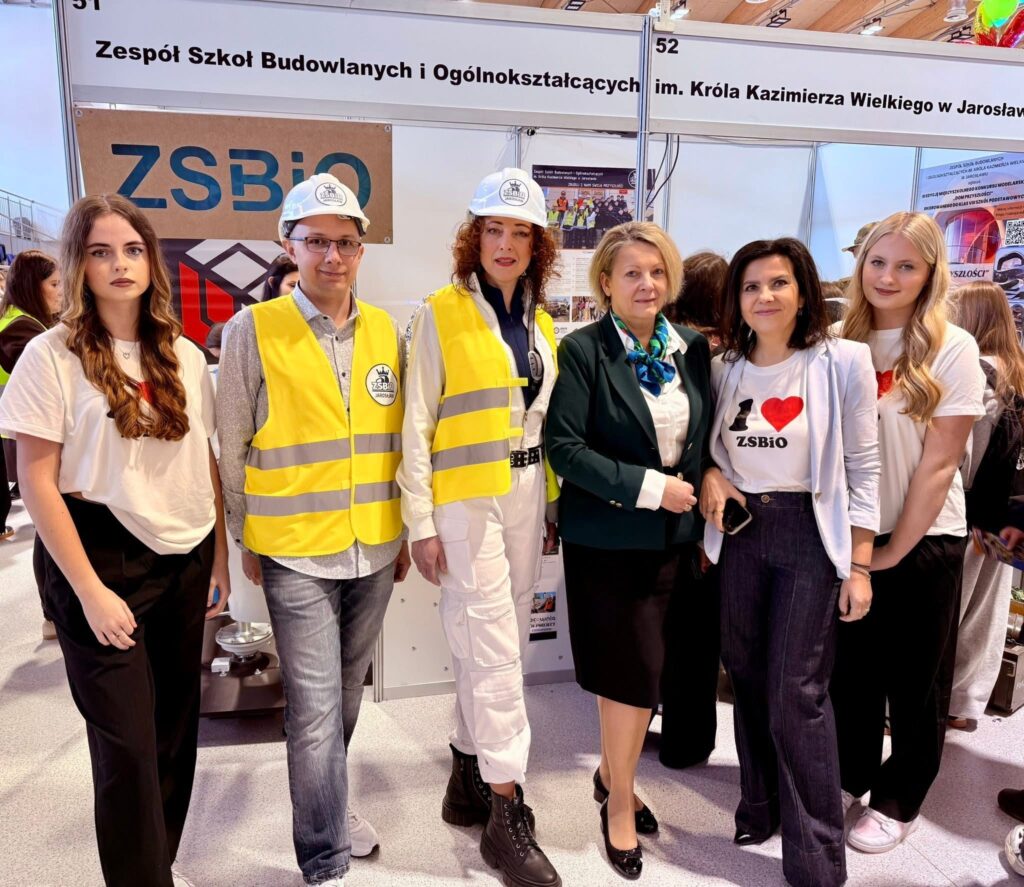 Inspirujące spotkania z przyszłością - Dzień Otwarty i Targi Edukacyjne 19