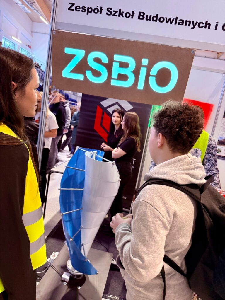 Inspirujące spotkania z przyszłością - Dzień Otwarty i Targi Edukacyjne 15