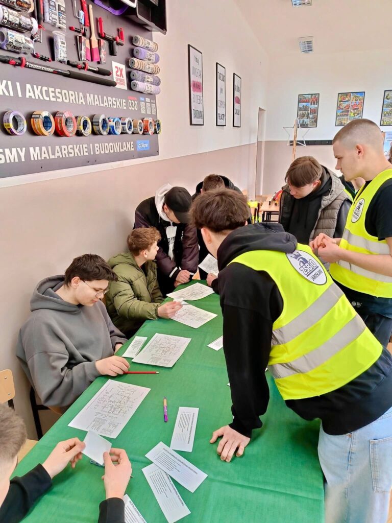 Inspirujące spotkania z przyszłością - Dzień Otwarty i Targi Edukacyjne 93