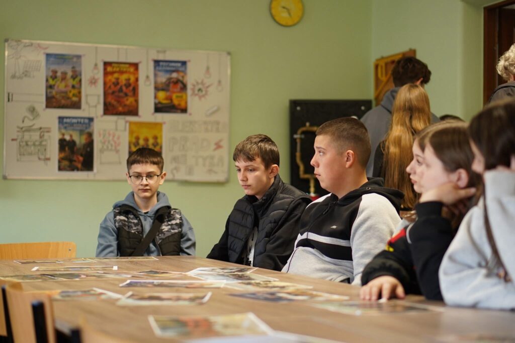 Inspirujące spotkania z przyszłością - Dzień Otwarty i Targi Edukacyjne 88
