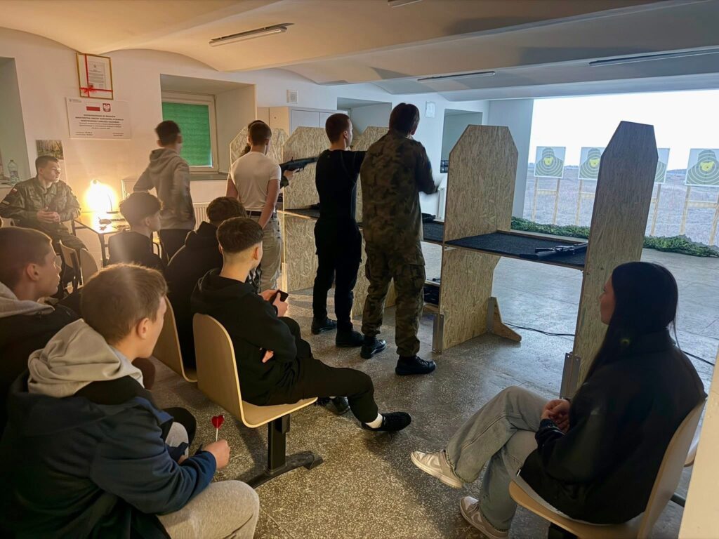 Inspirujące spotkania z przyszłością - Dzień Otwarty i Targi Edukacyjne 69